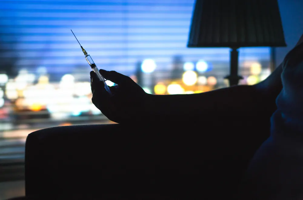 heroin-use-in-American-suburbs-increased-drug-related-crime-physical-harm