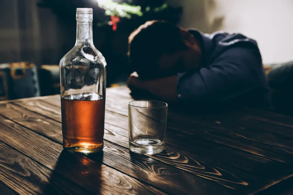 how-to-stop-drinking-too-much-alcohol-during-pandemic-social-isolation-mental-health-awareness