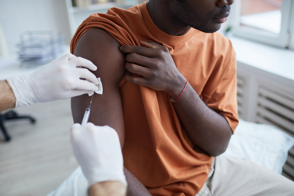 immune-system-public-health-care-COVID-vaccine-symptoms