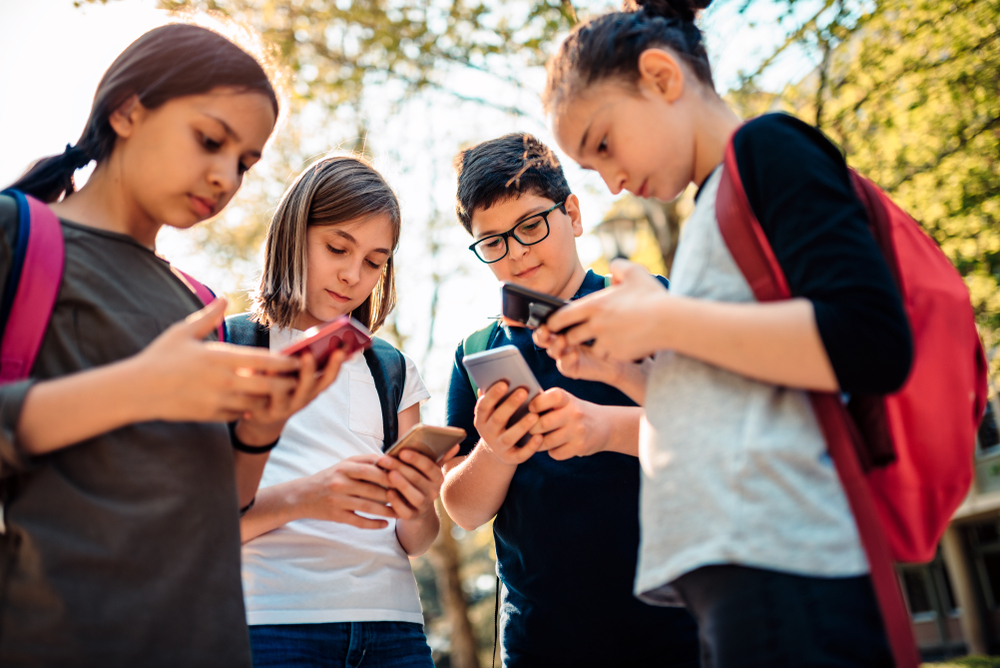 school-students-spreading-misinformation-real-life-consequences-vaping-electronic-cigarette-illegal-drugs-teens-young-adults-phone-addiction-social-media