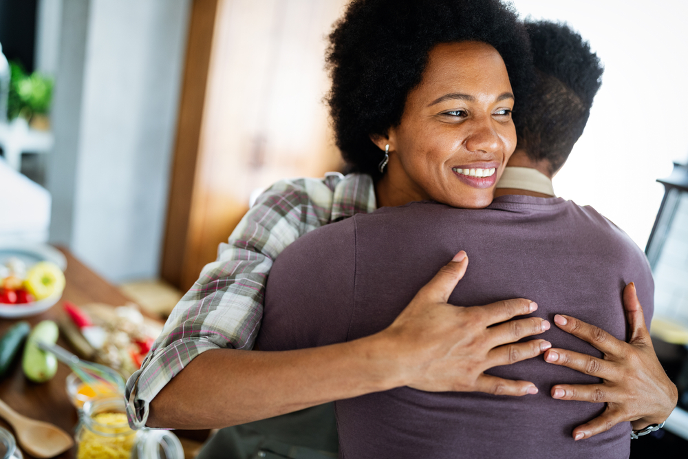 long-term-struggle-with-addiction-how-to-approach-the-conversation-listen-carefully-family-and-friends